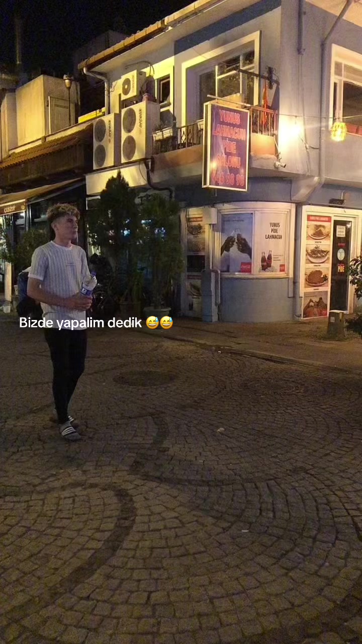 @azad &ccedil;elik