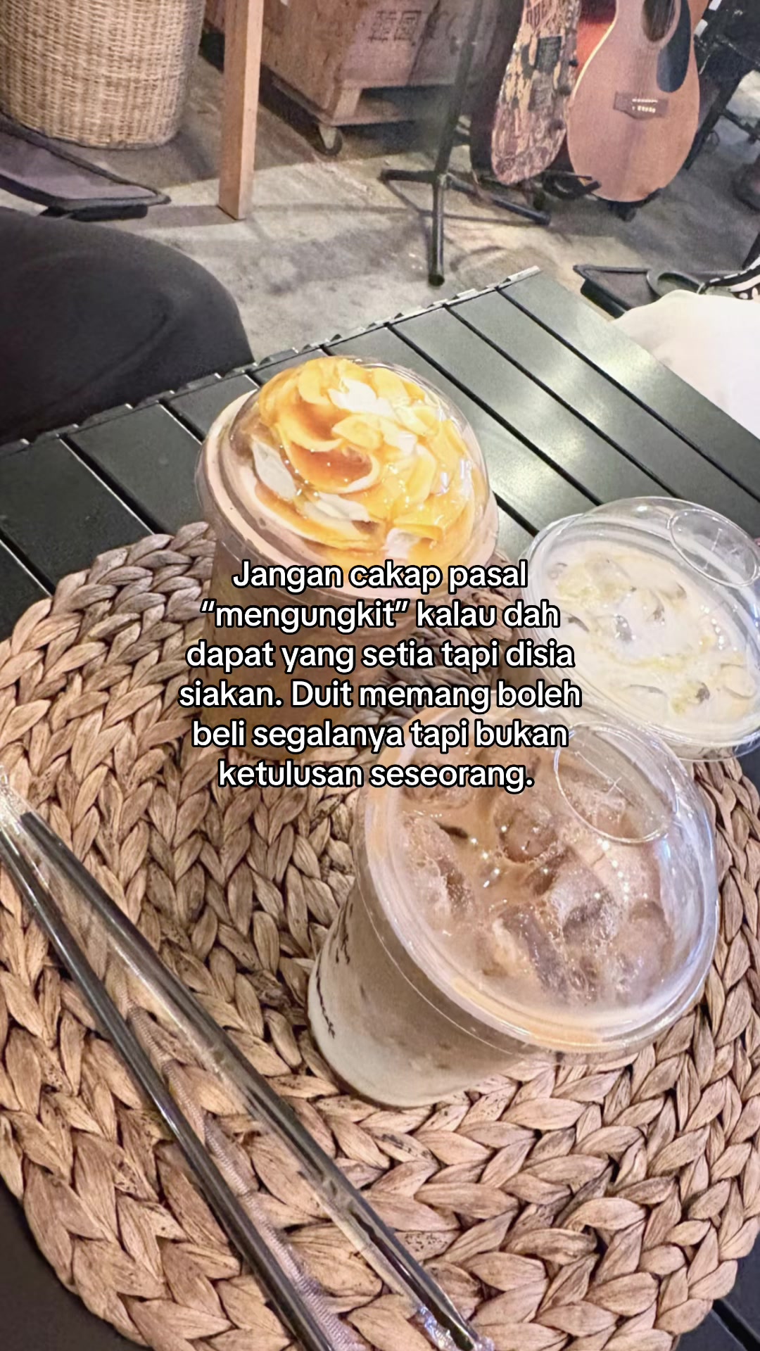 @𝑨.