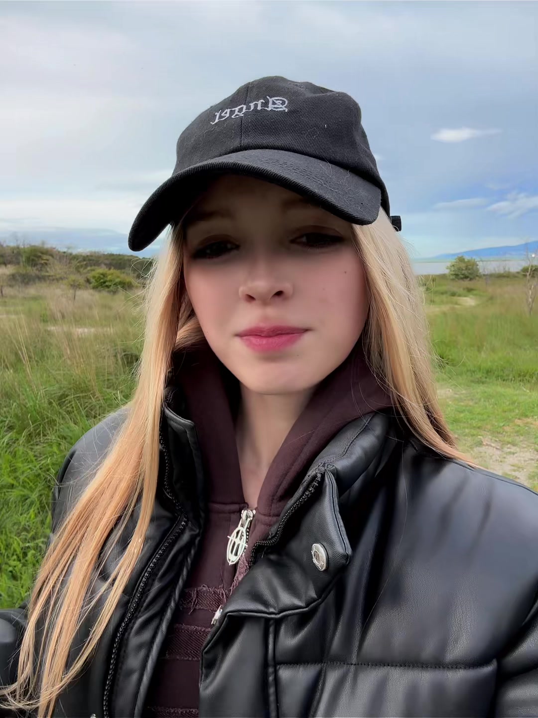 @lili18