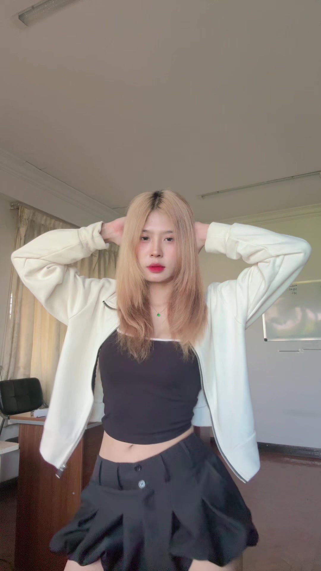 @Akari🦦