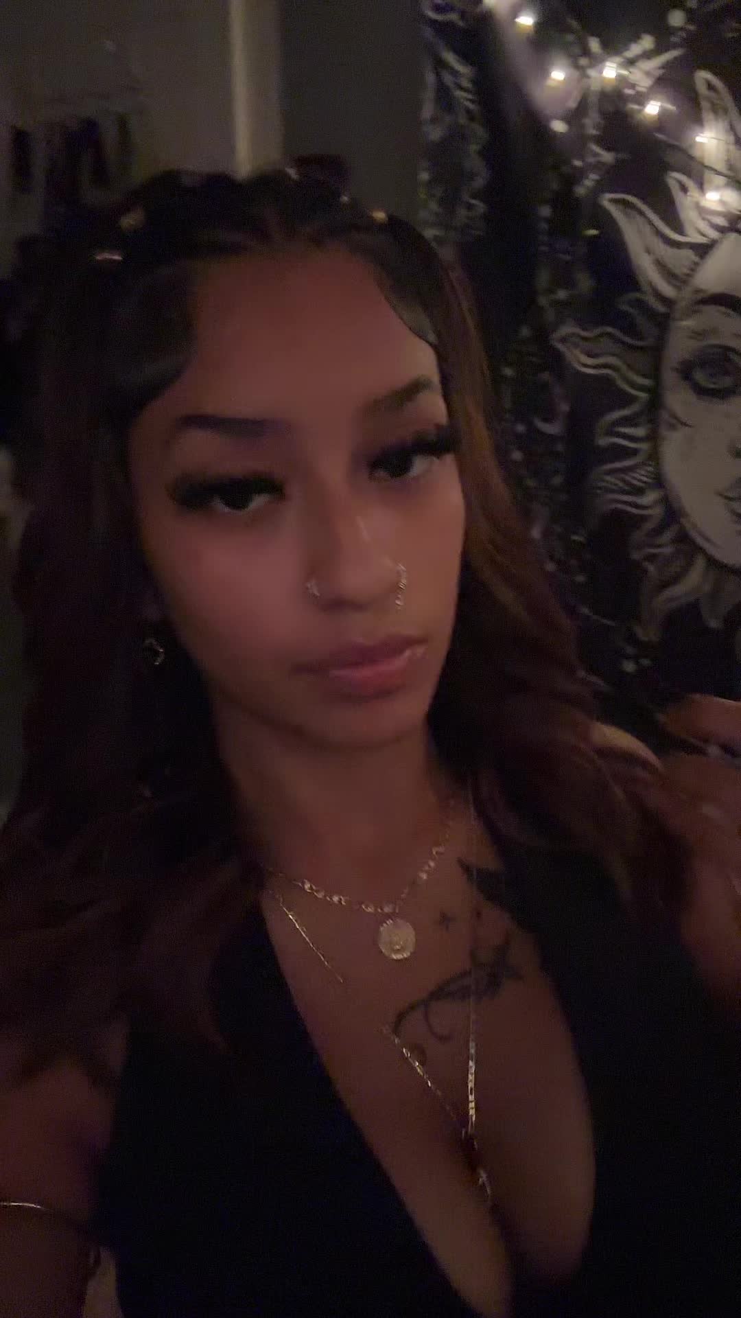 @emily.r0m