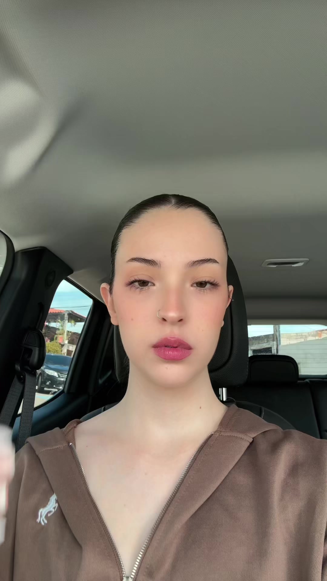 @Ana
