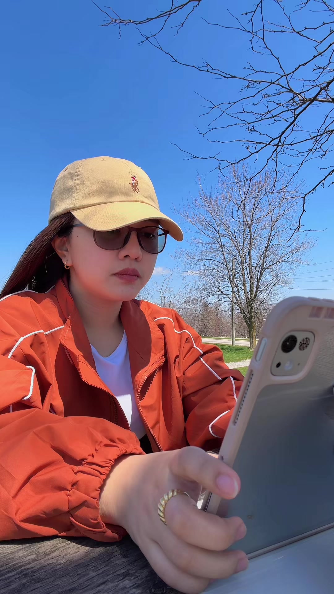 @Tinn in Canada