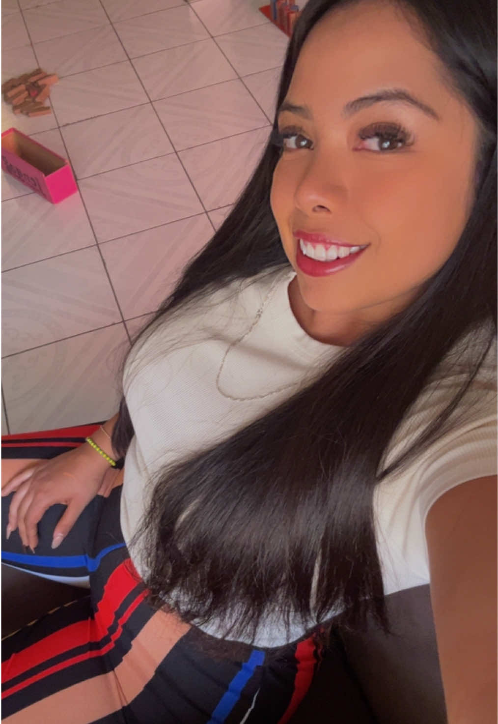 @thenylonqueen_