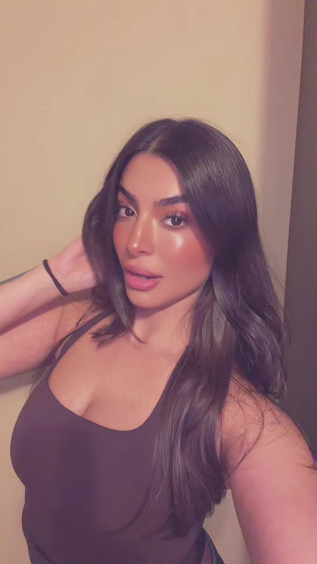 @reina