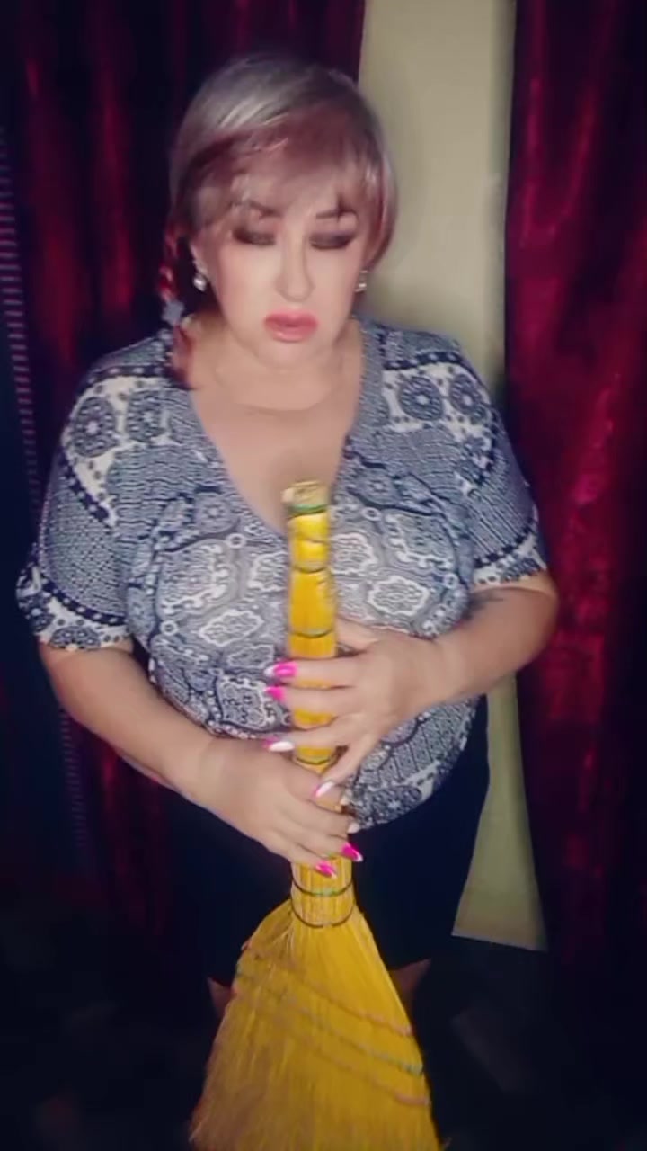 @꧁༺ 𝓞𝓵𝓰𝓪 ༻꧂