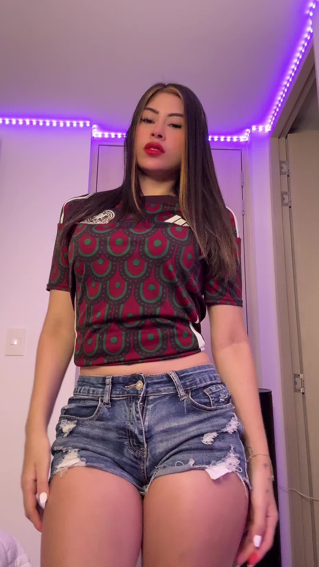 @🕷️THEANY GIRL🕸️