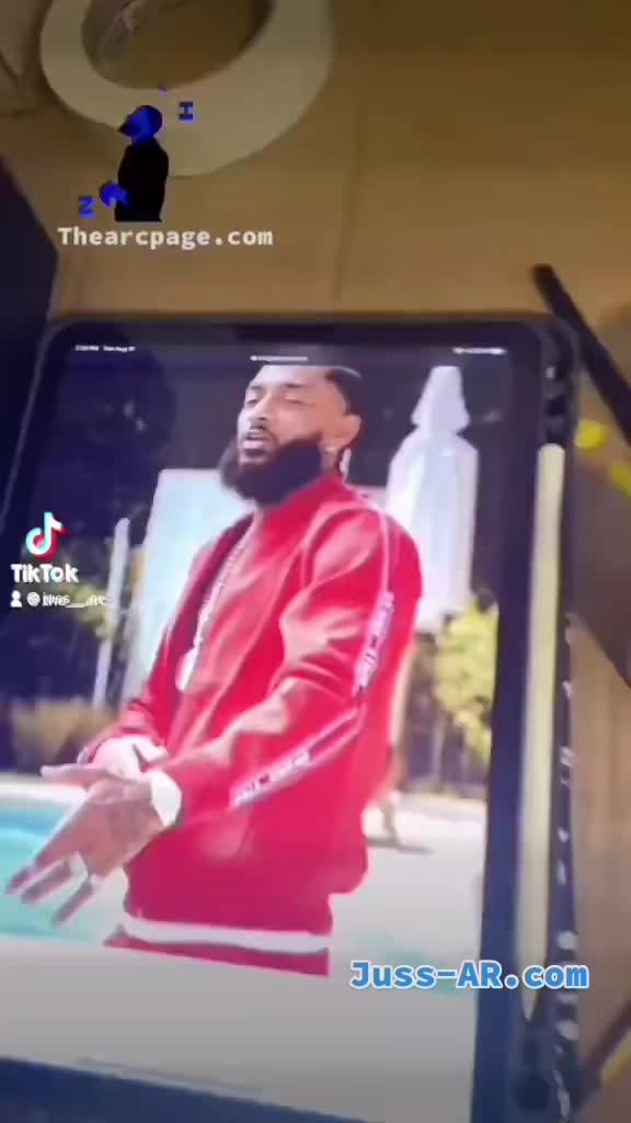 @AR