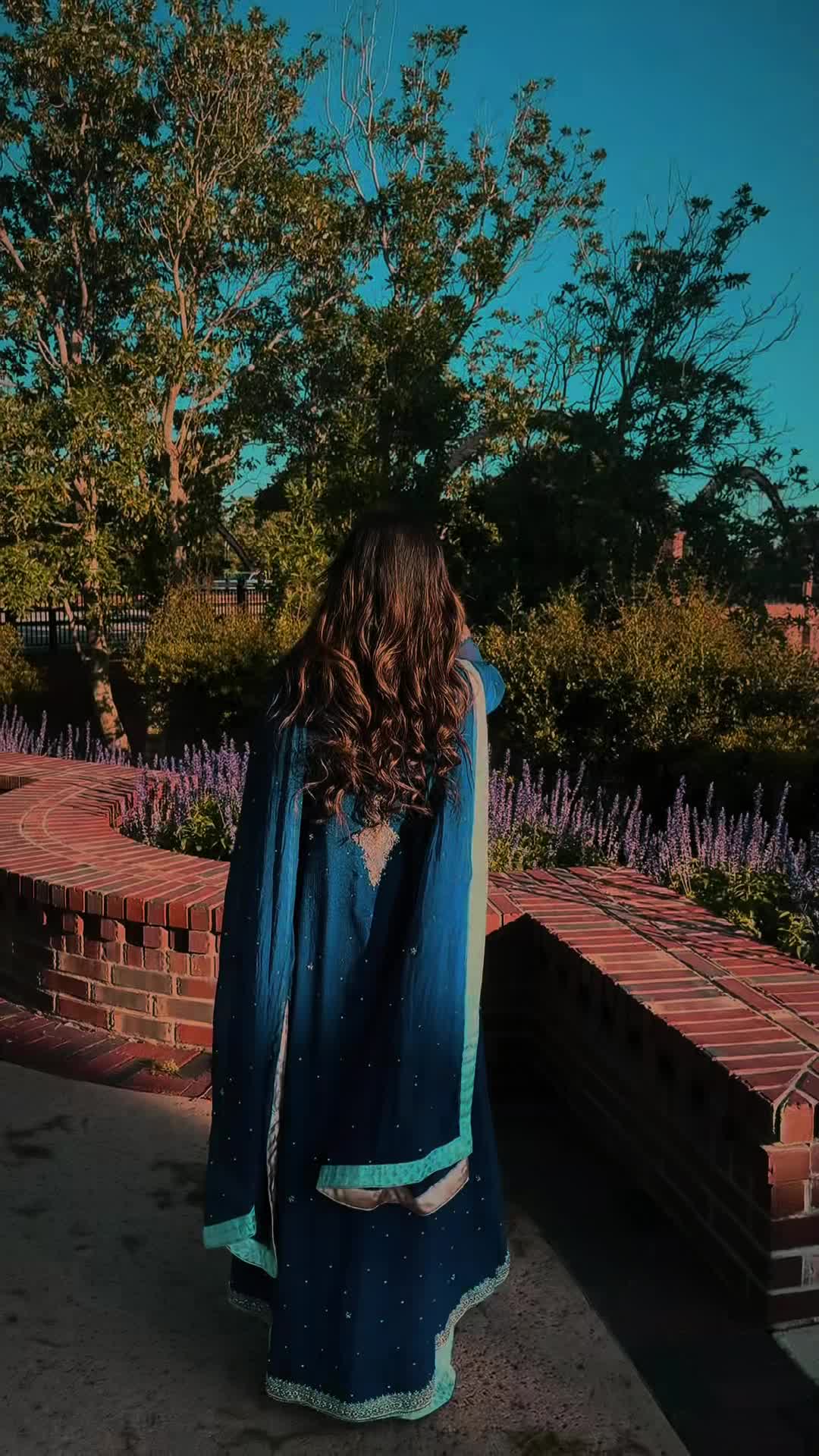 @🦋 𝓩 𝓪 𝓱 𝓻 𝓪 🦋