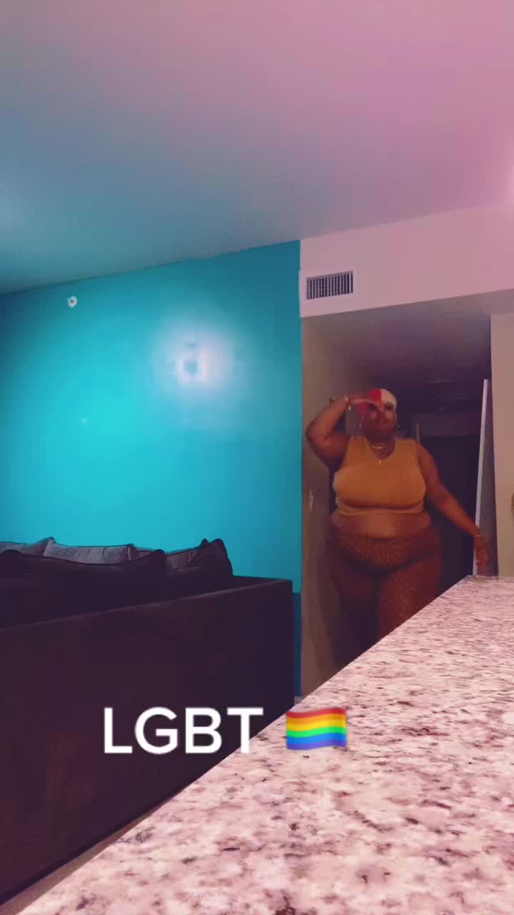 @Leshaa ColorWigz