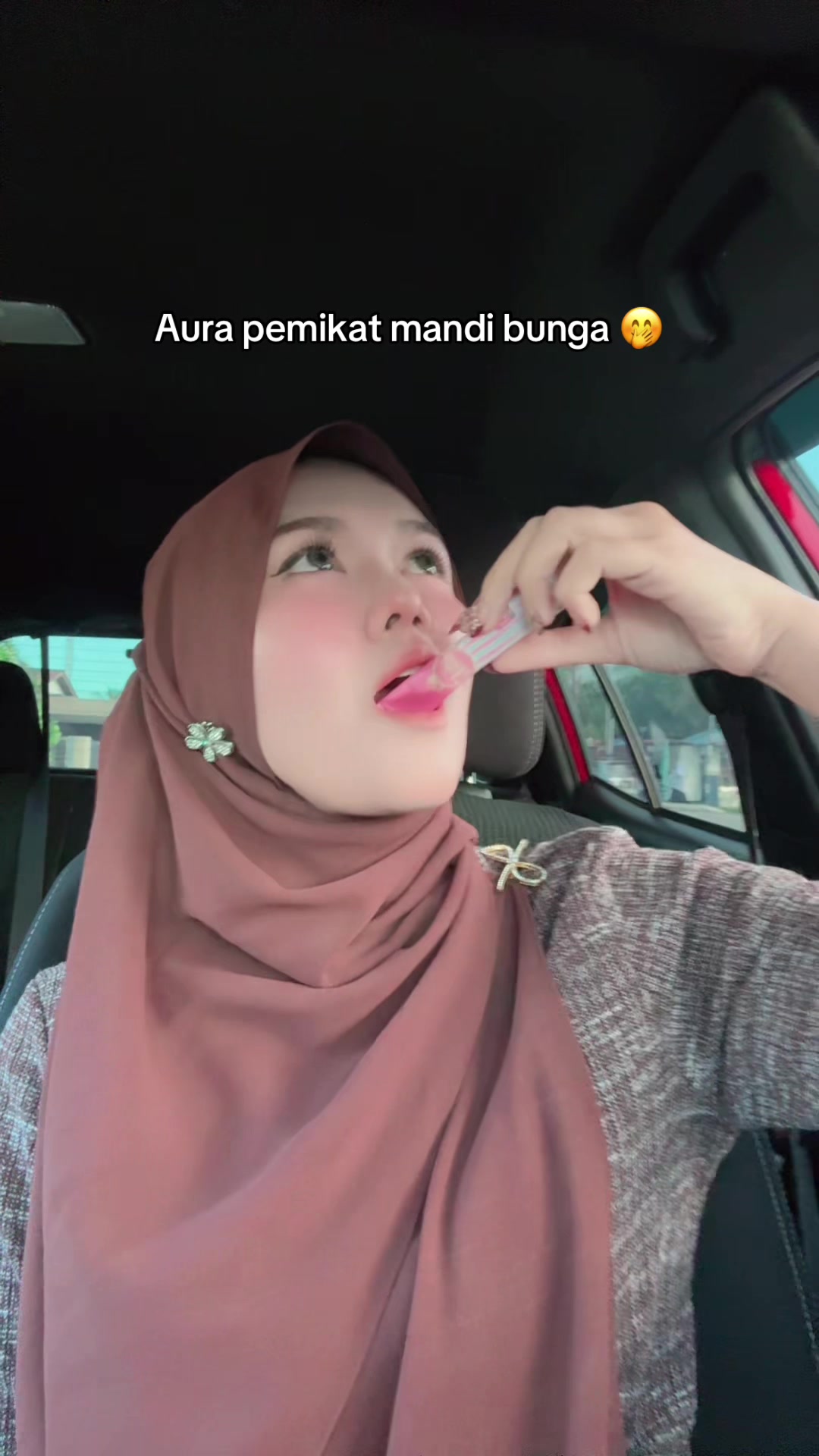 @Cantik cantik gebu