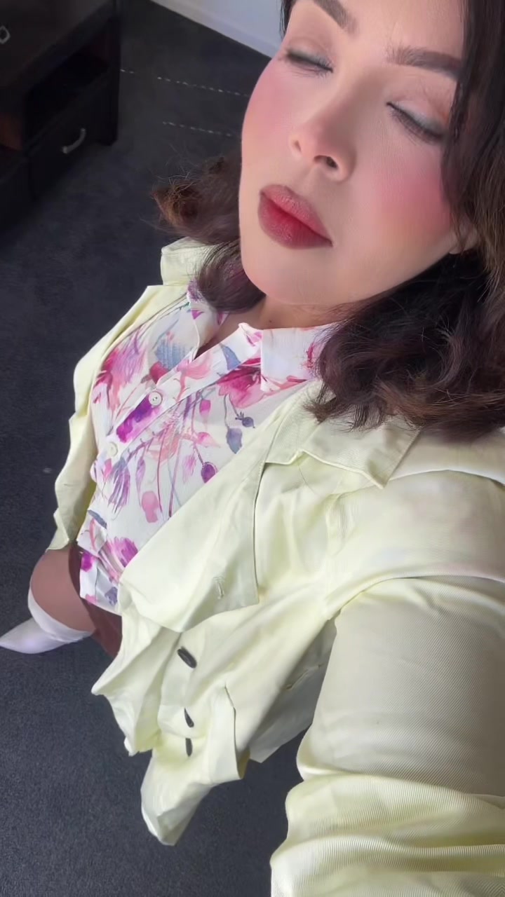 @Dee_NZ