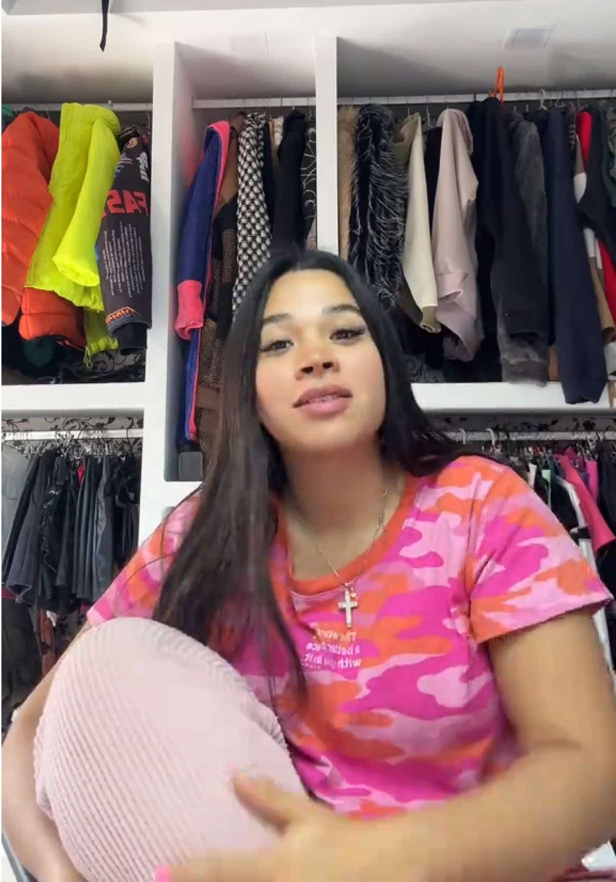 @Oliveraselena
