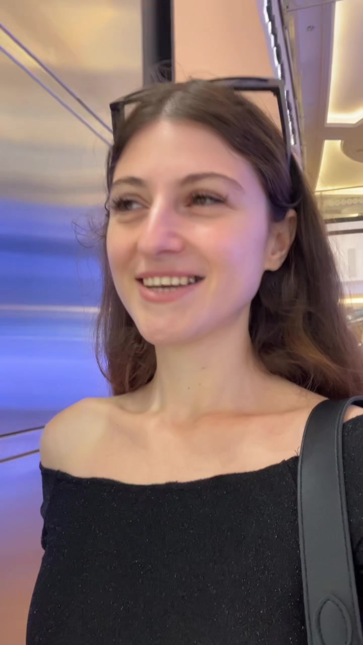 @Lili