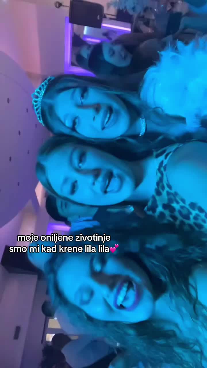 @ања🦦