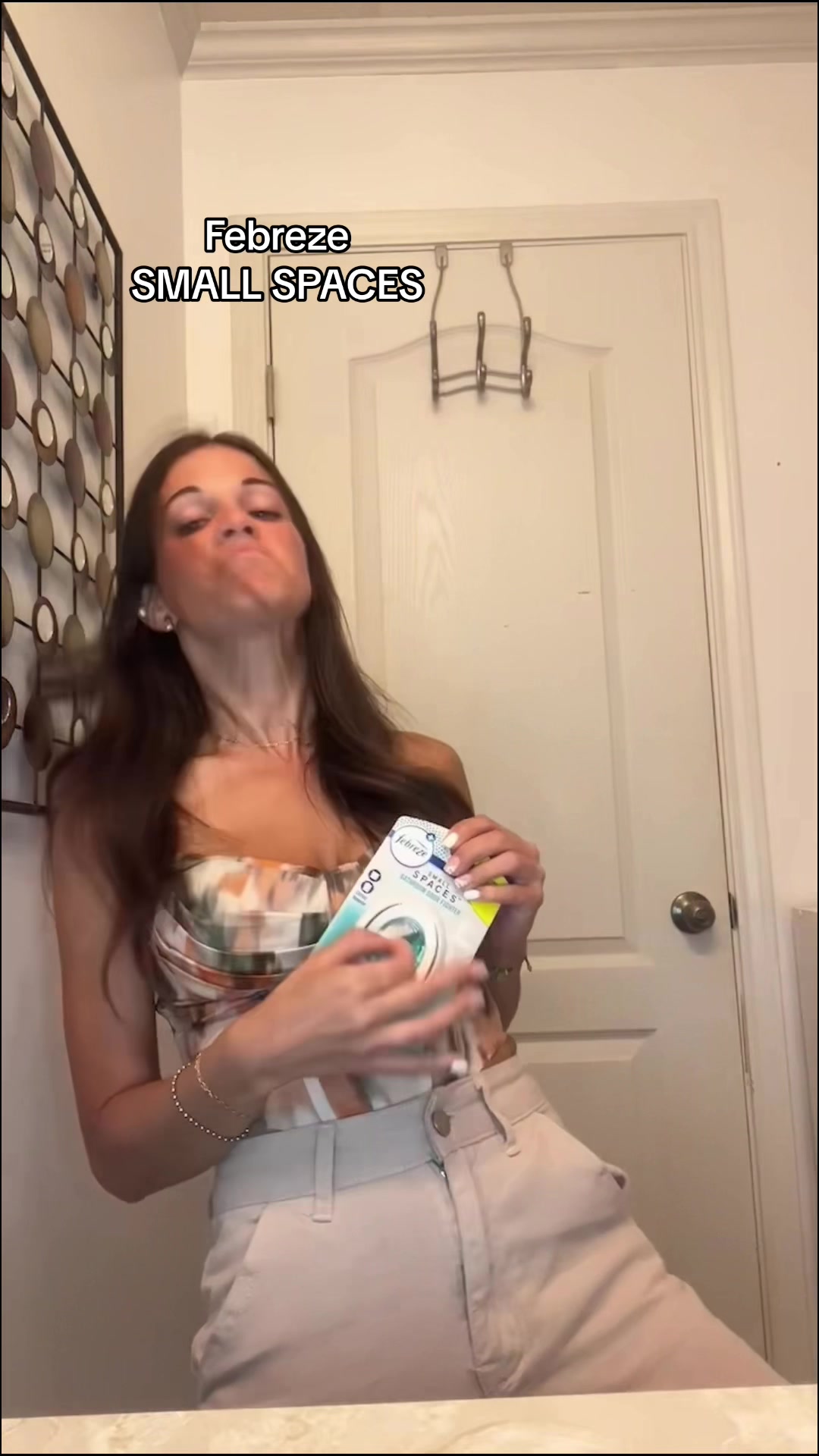 @Ladyintgebathroom