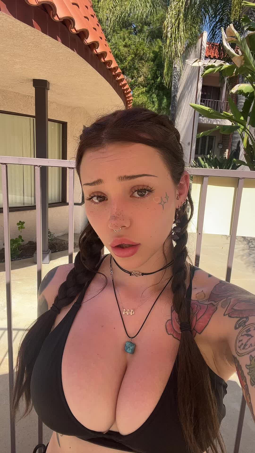 @moodiemaggie