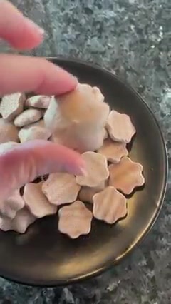 @LadySchucks