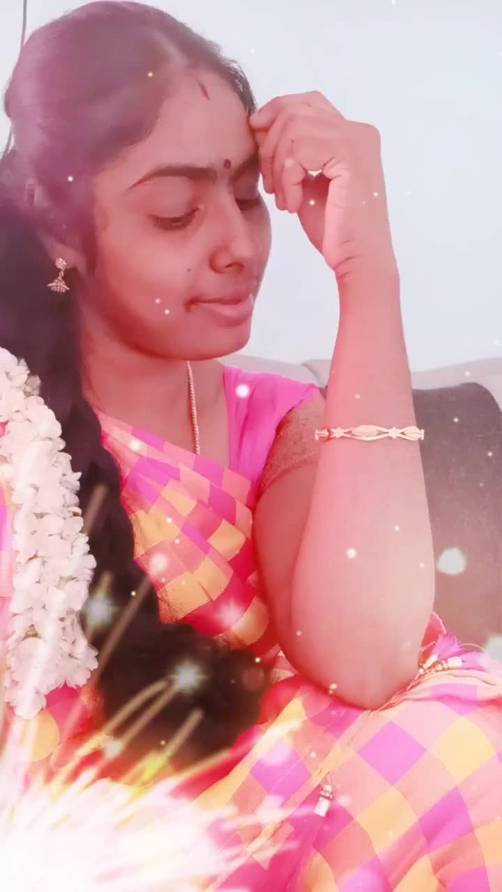 @Kavi🤩Malar
