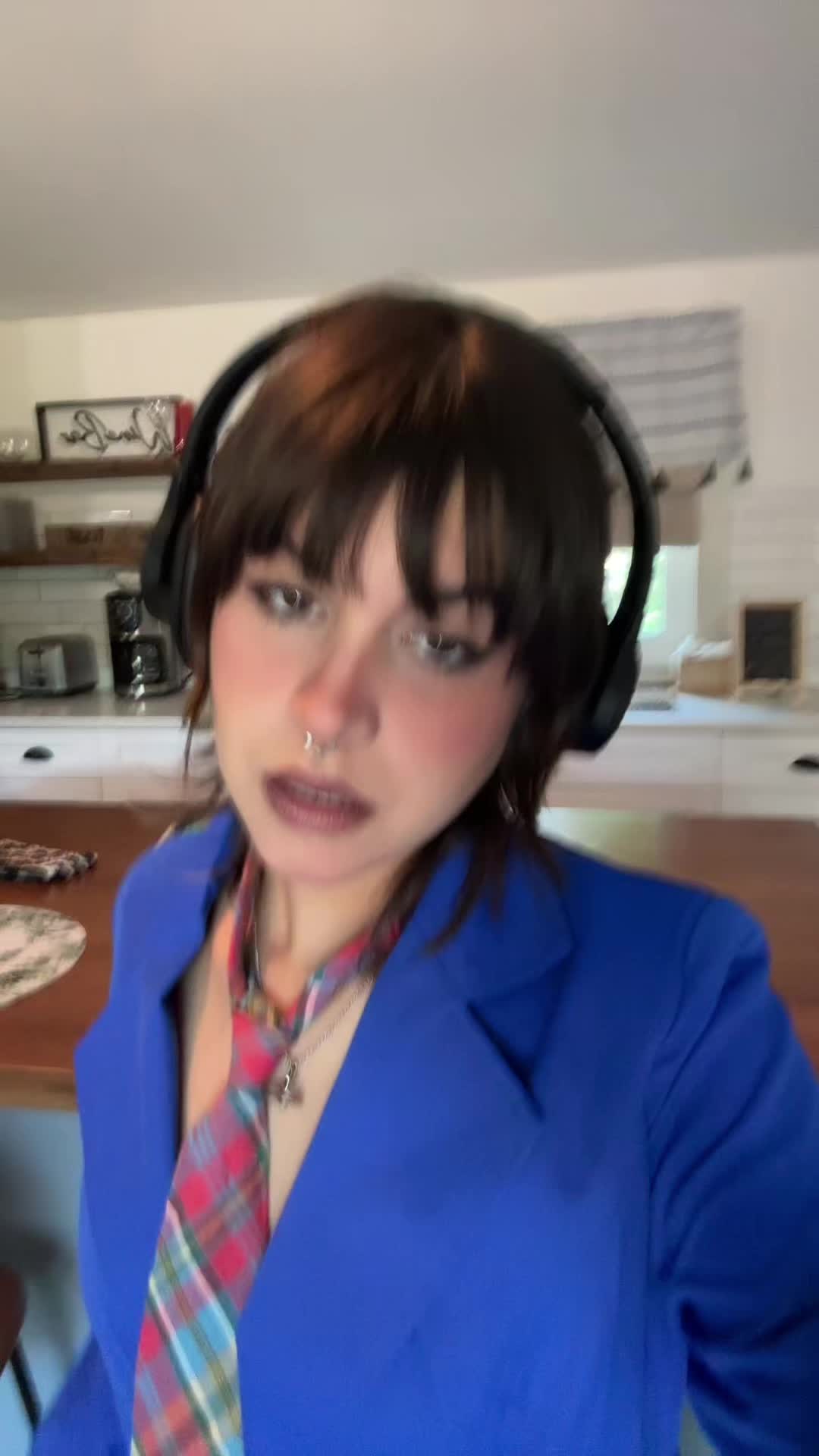 @Brujita Bonita