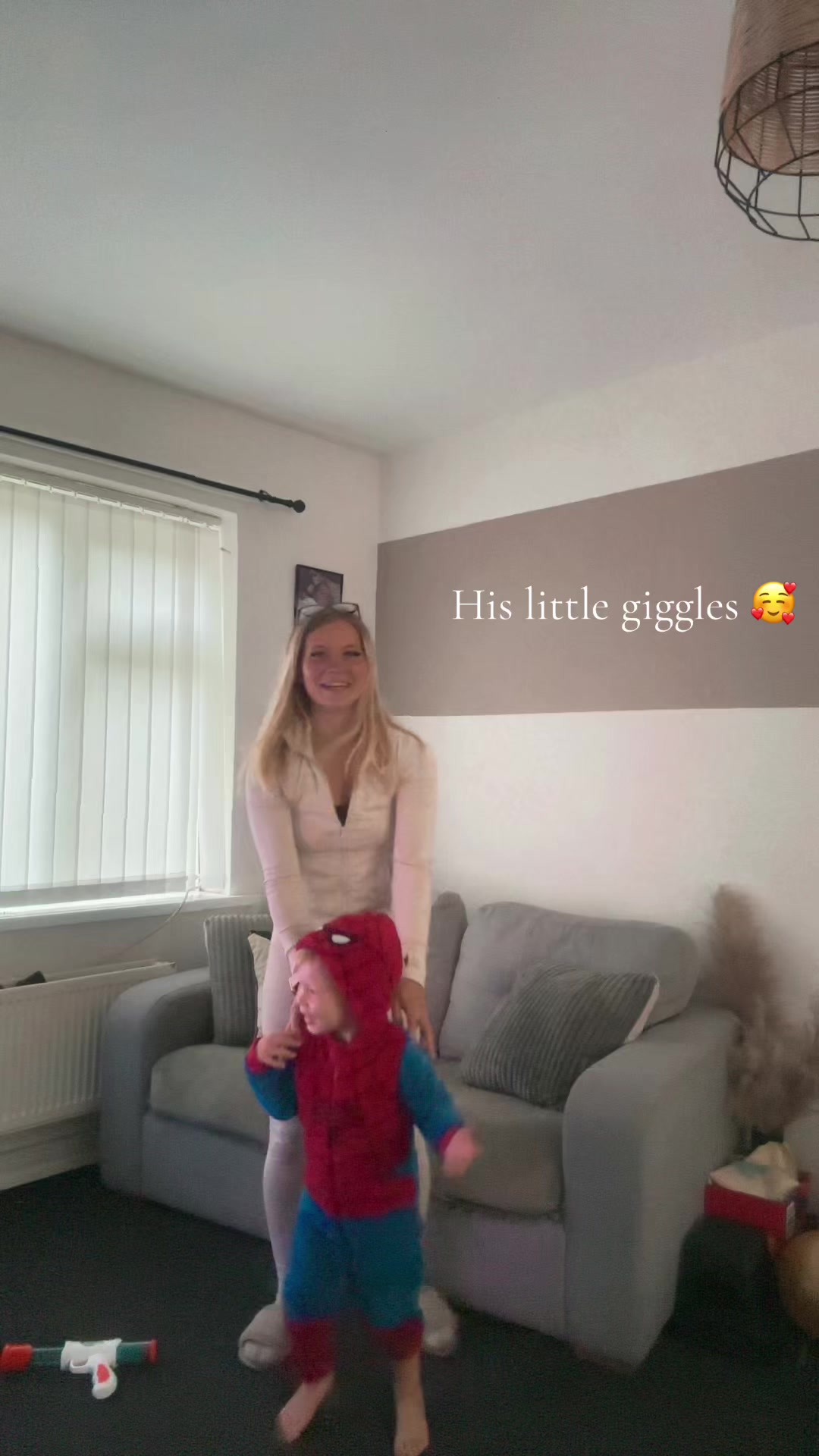 @cerysthompson2