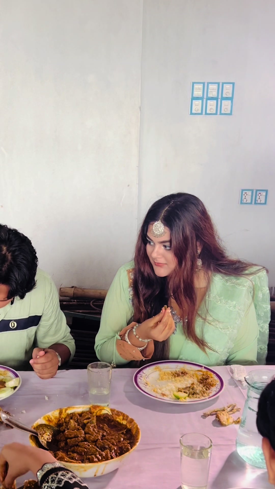@Silvi👩&zwj;❤️&zwj;👨 (সিলভি)
