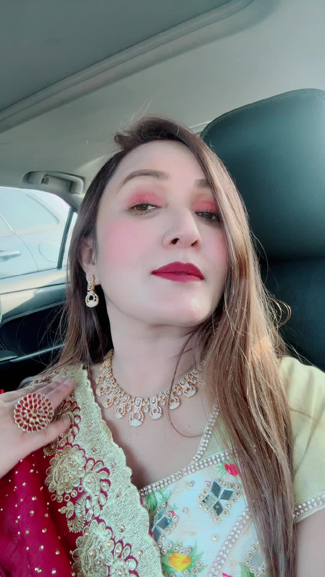 @Eva
