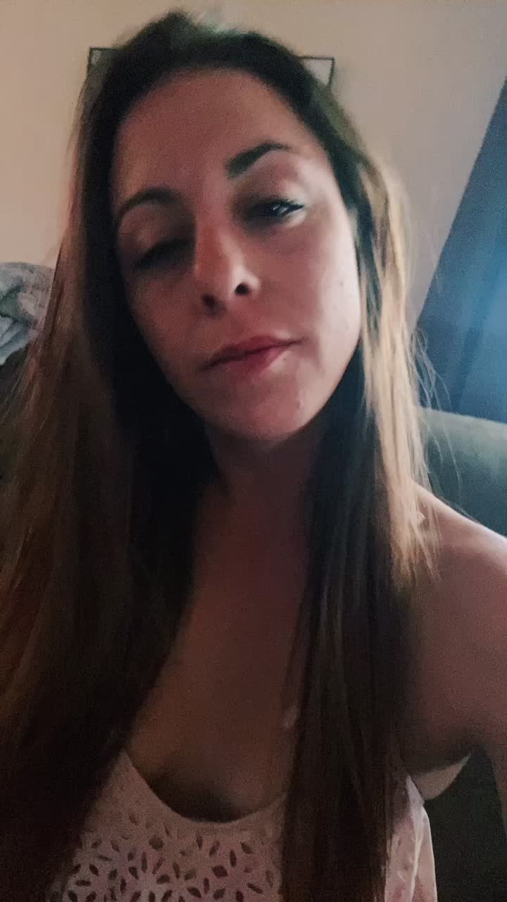 @<3