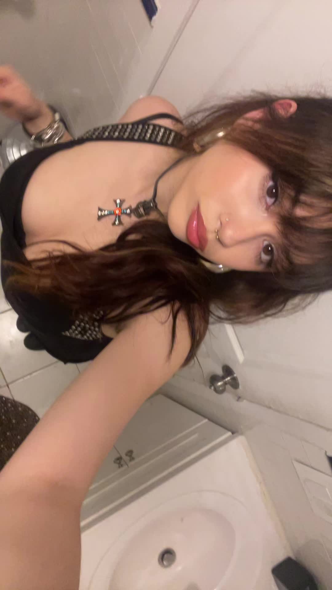@Ellelell
