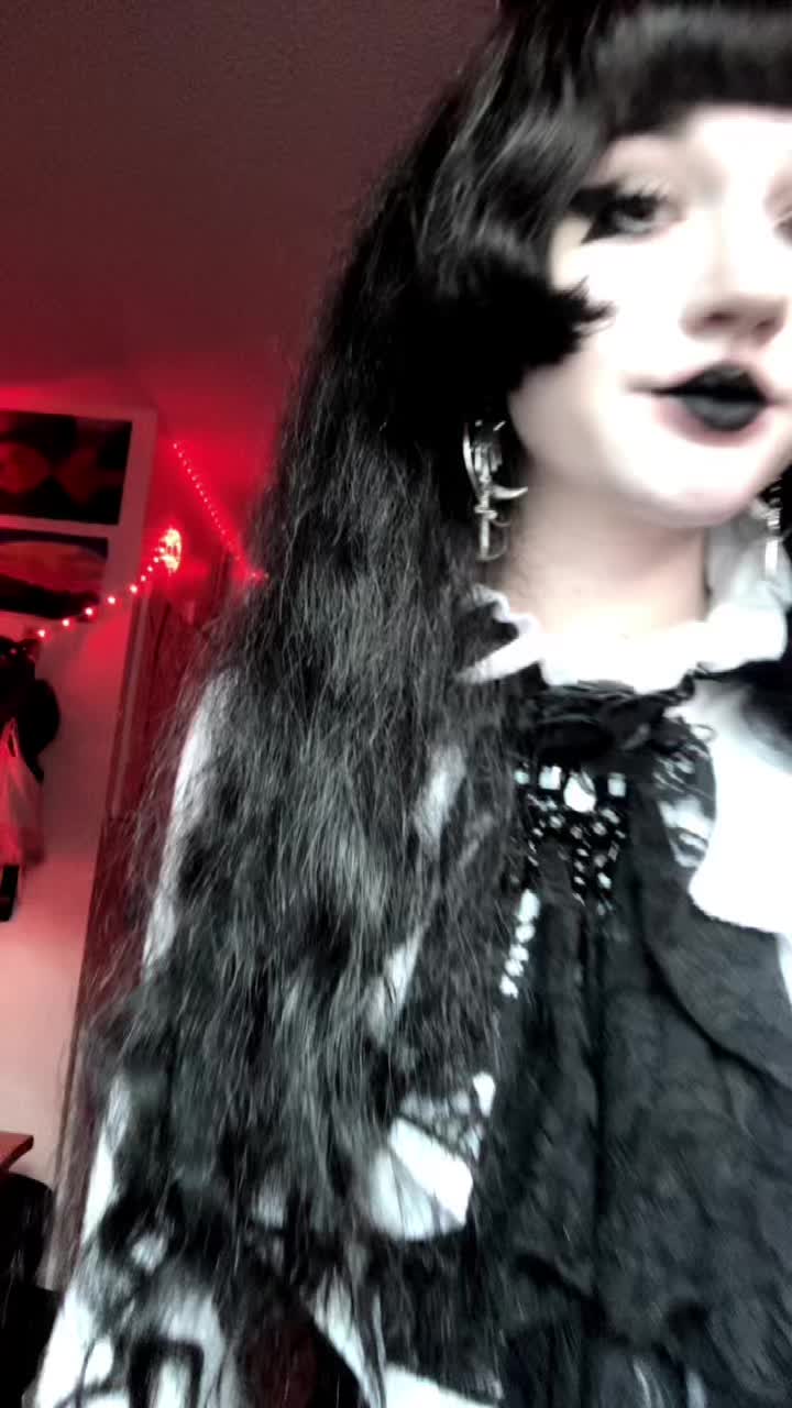 @🖤Corpse Fingers🖤