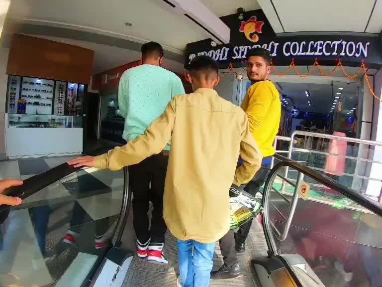 @AB Vlogs761