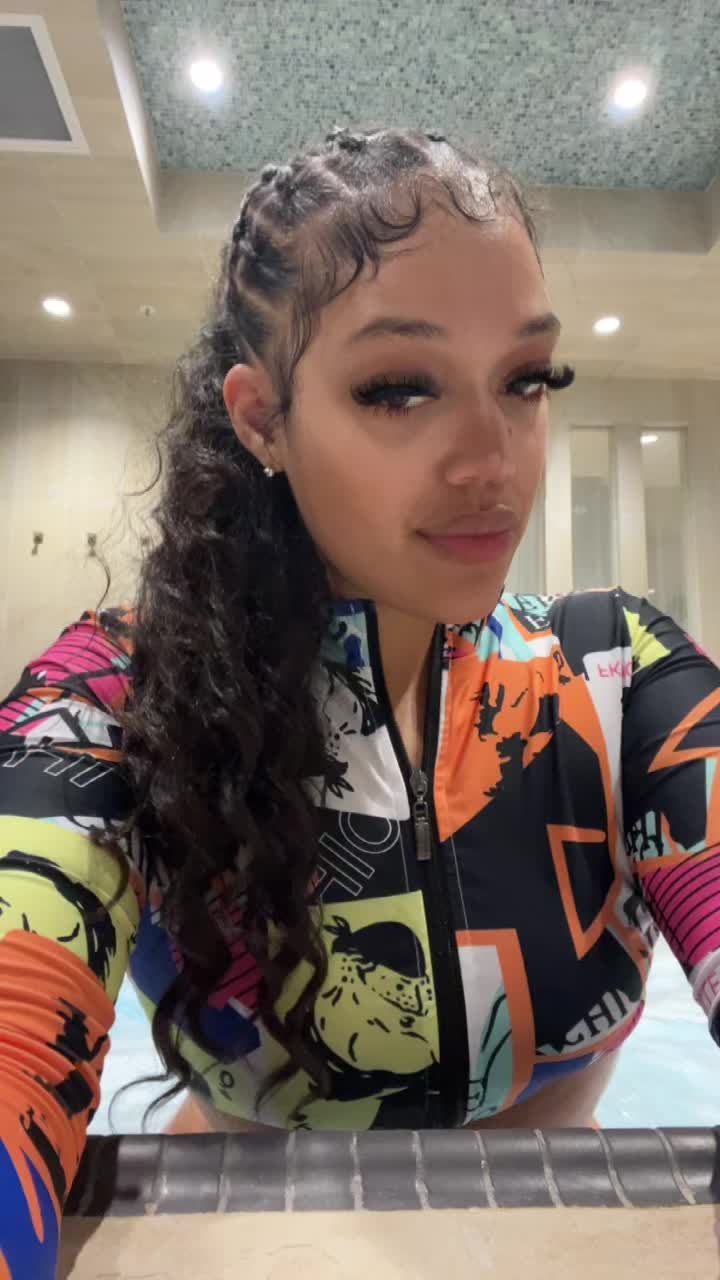 @ItsNana