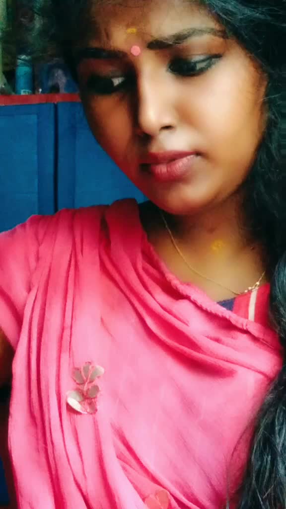 @🤩🤩Dhivya😎😎