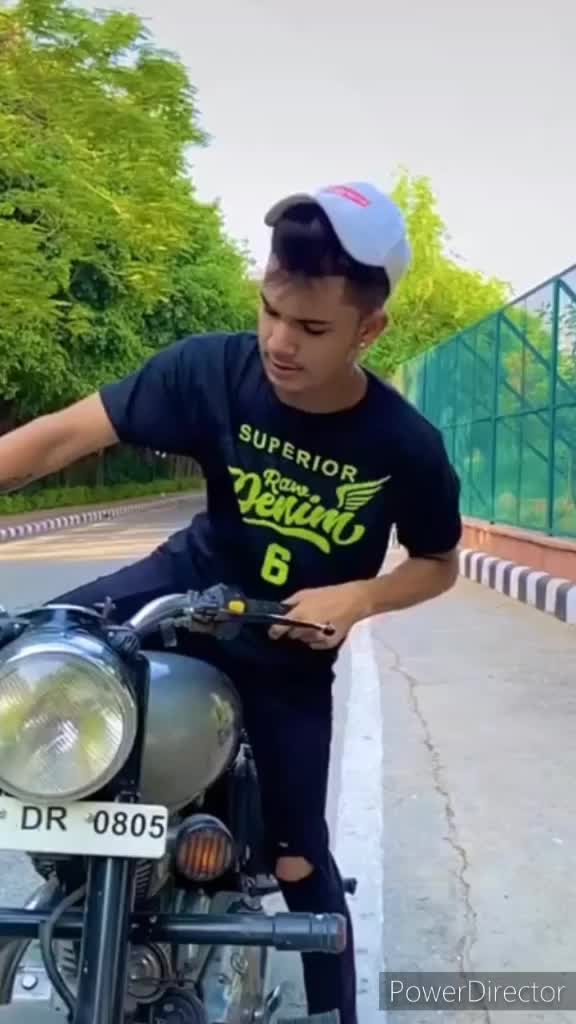 @कयूट छोरी