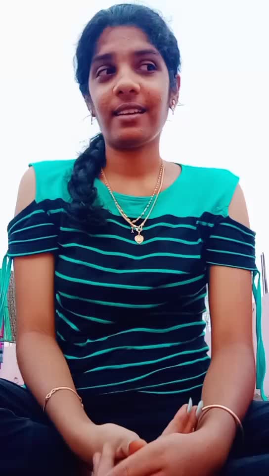 @😍Reena😍Riya😍