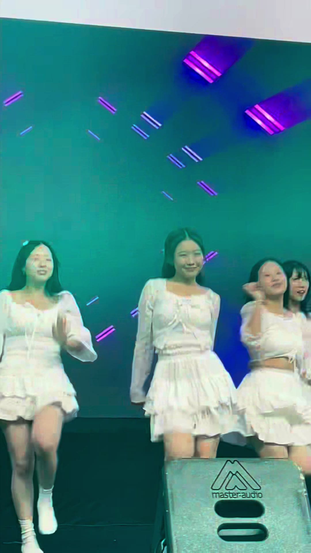 @์
ฉ