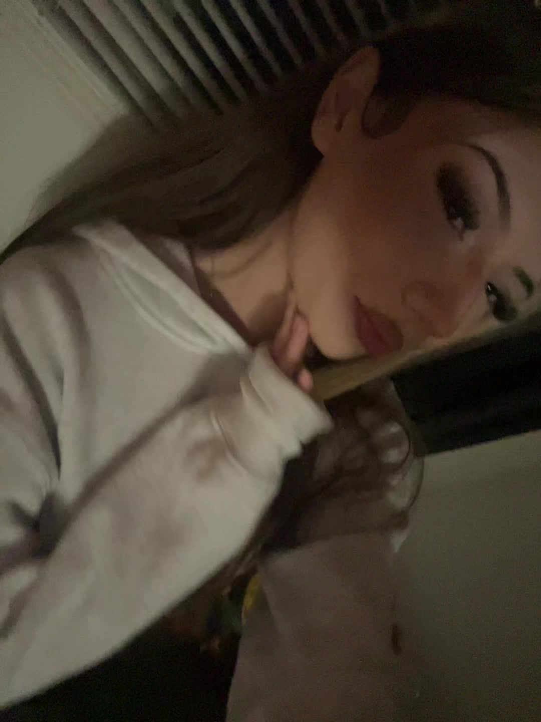 @𝓛𝓮𝔁𝔂𝔂𝔂