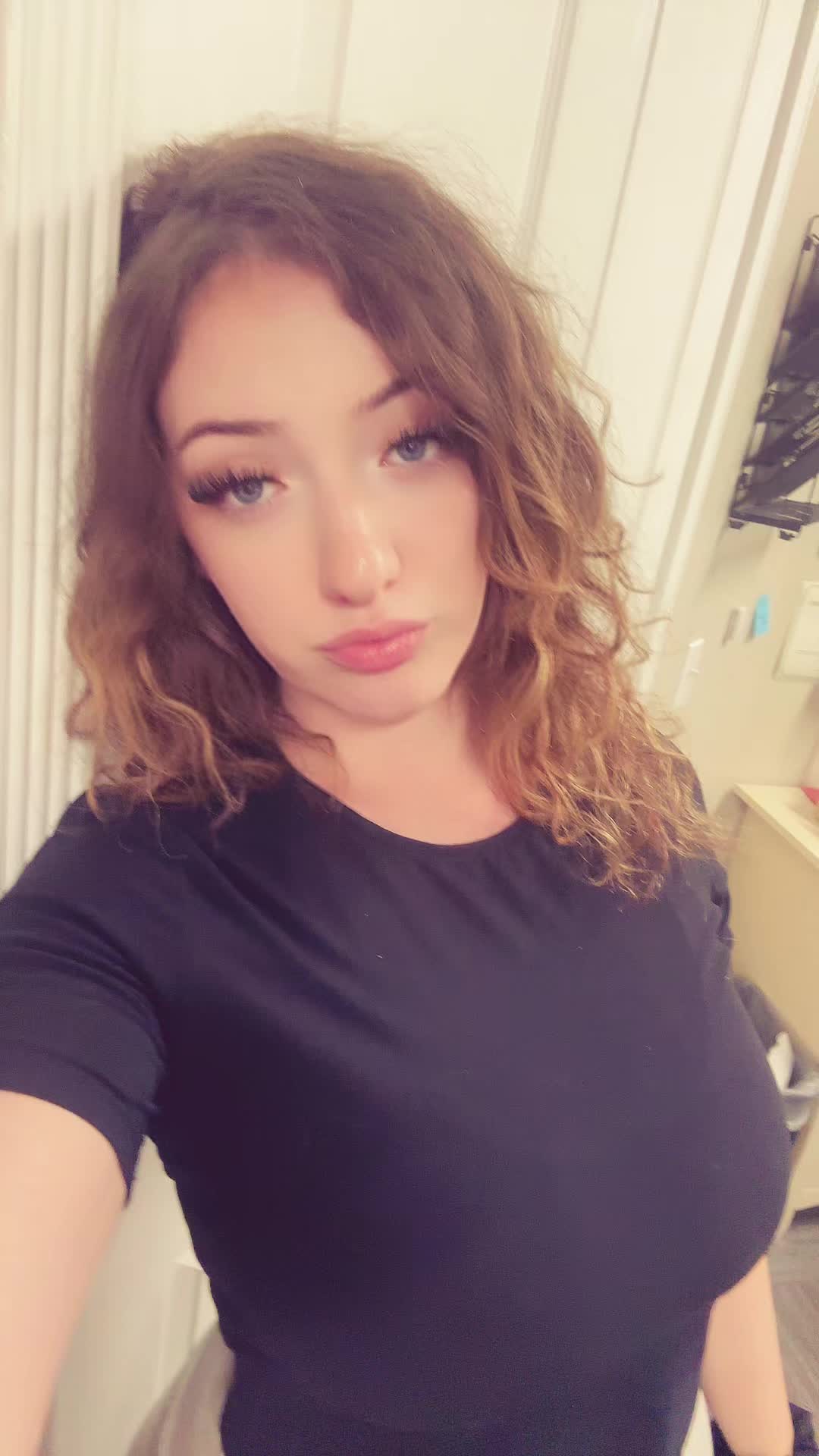 @Not scar🤫