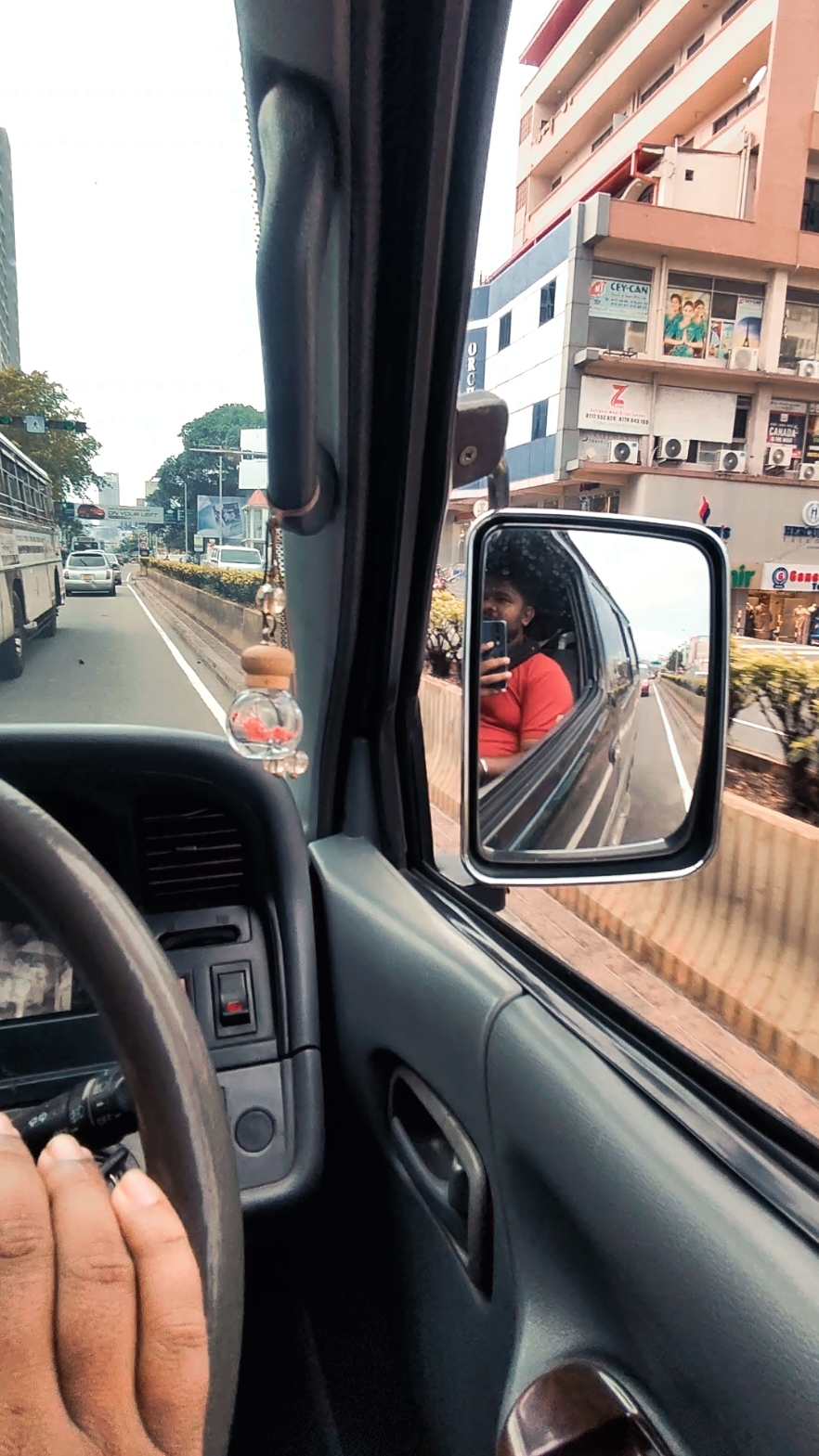 @Bavanujan🤵🏻♂️