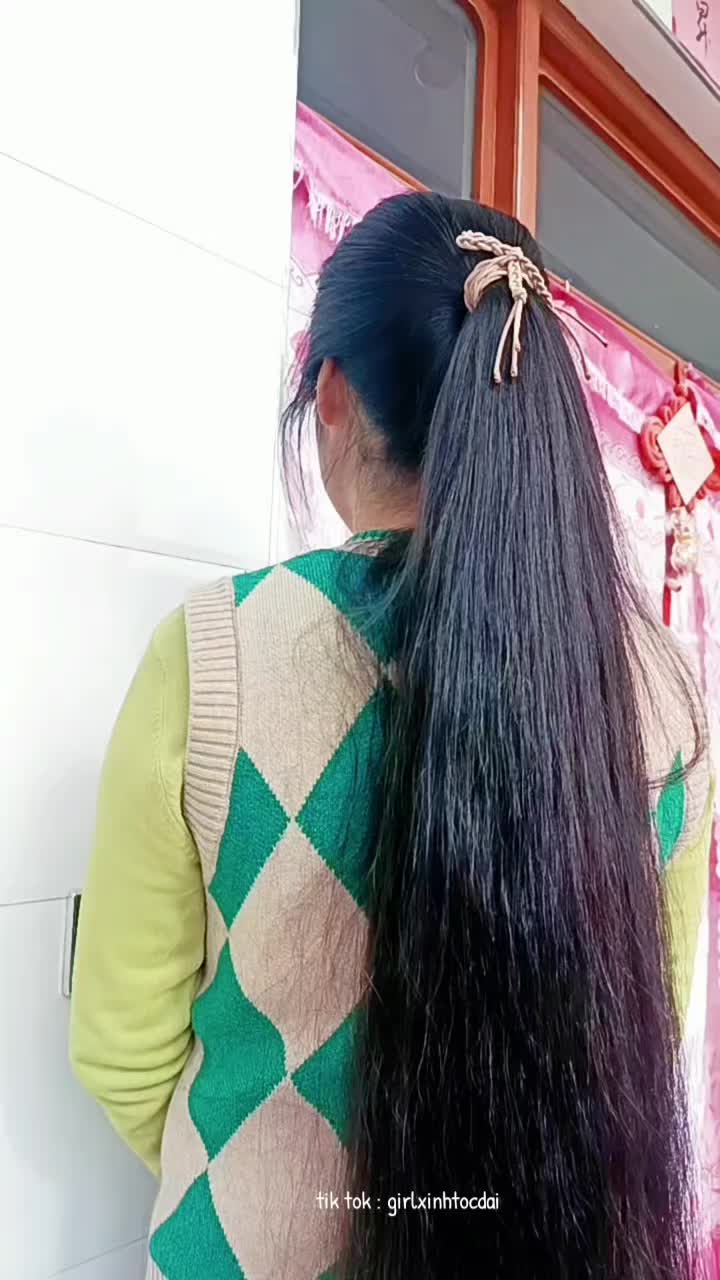 @Những C&ocirc; G&aacute;i T&oacute;c D&agrave;i
