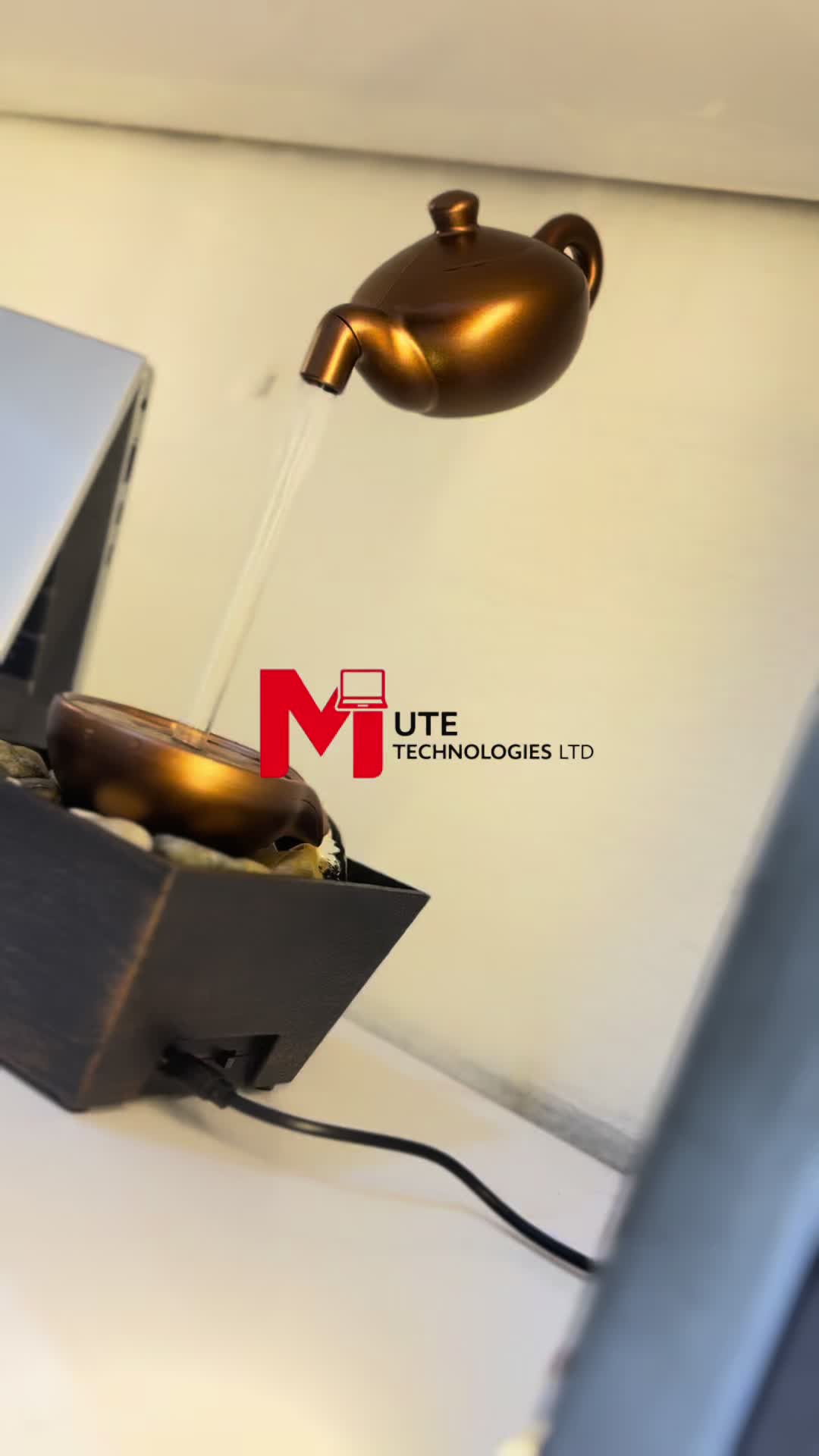 @MUTE TECHNOLOGIES LTD এ