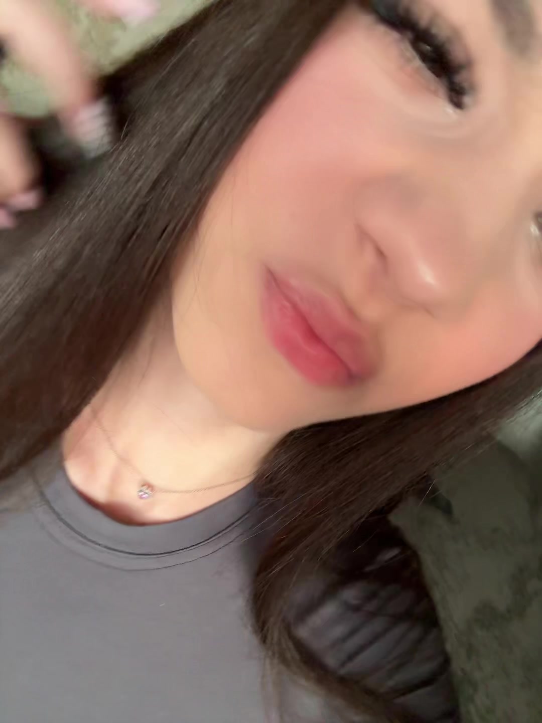 @🐝