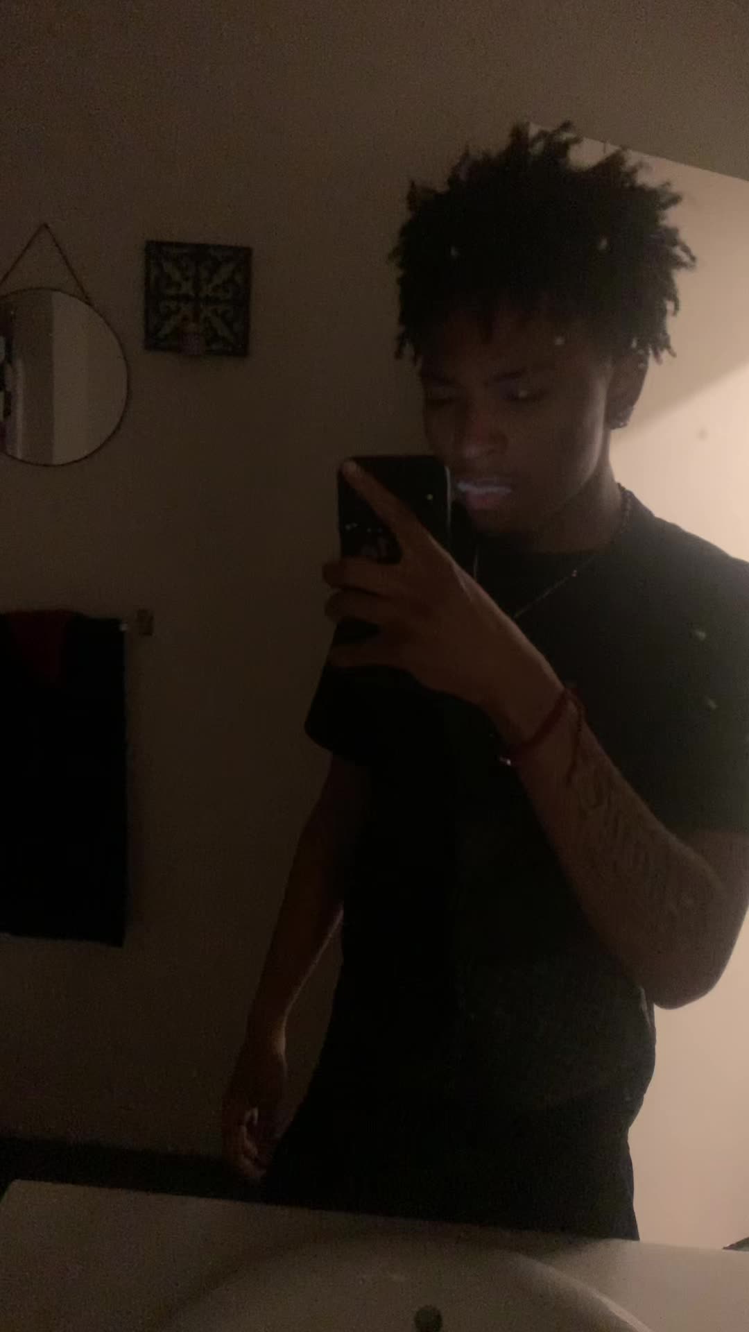 @.🦈🦈