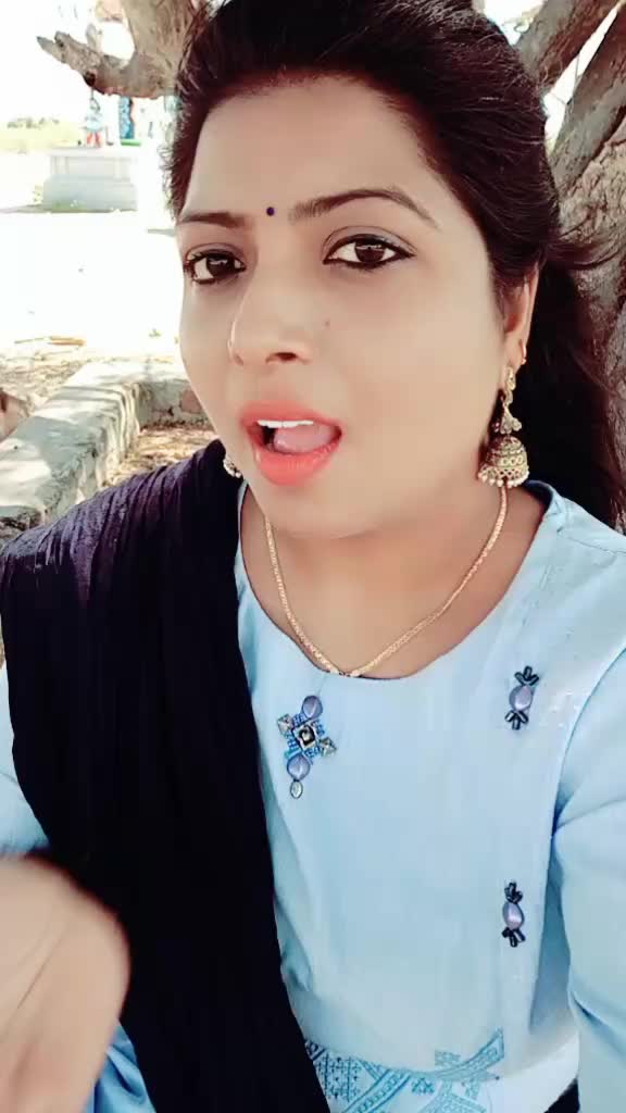 @Santhiyaa Ilangovan