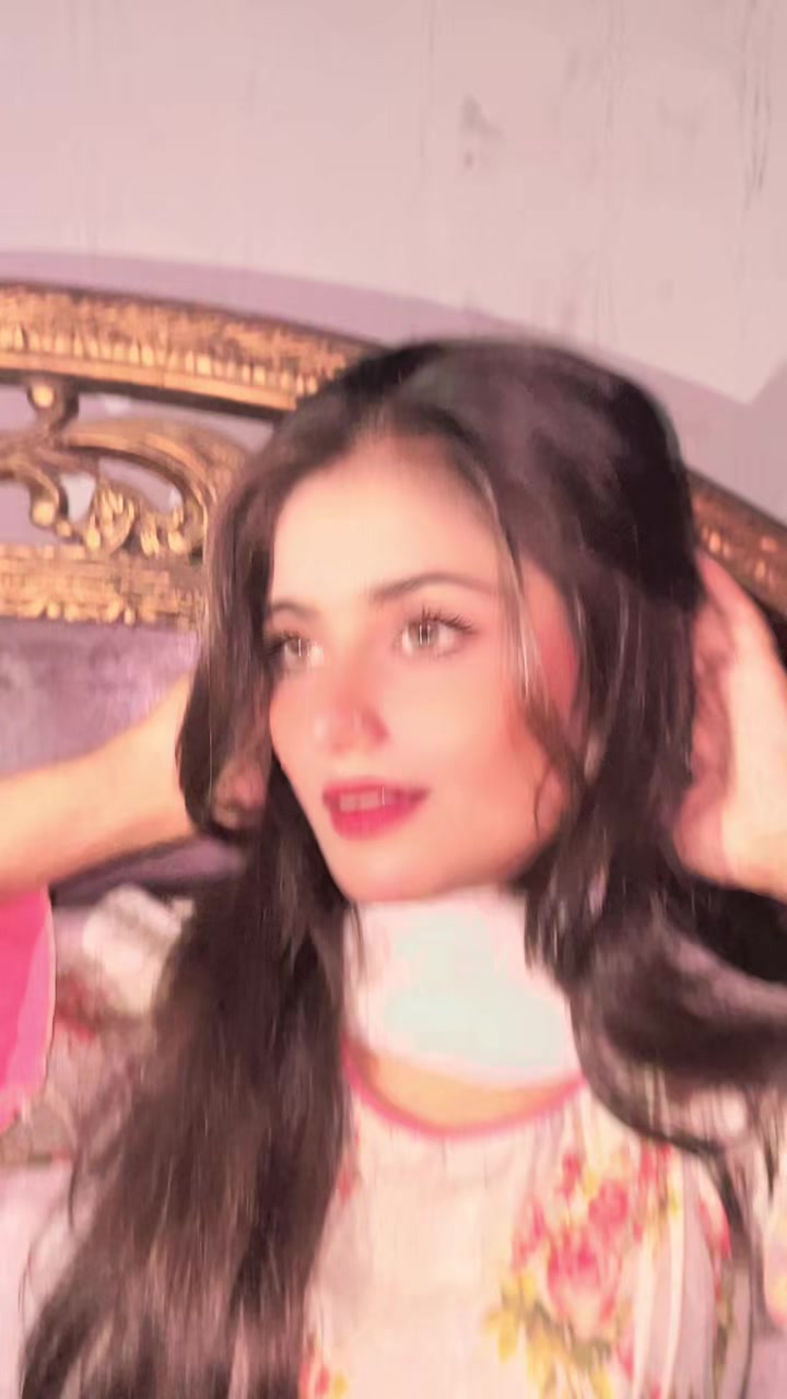 @Faryal_burfat