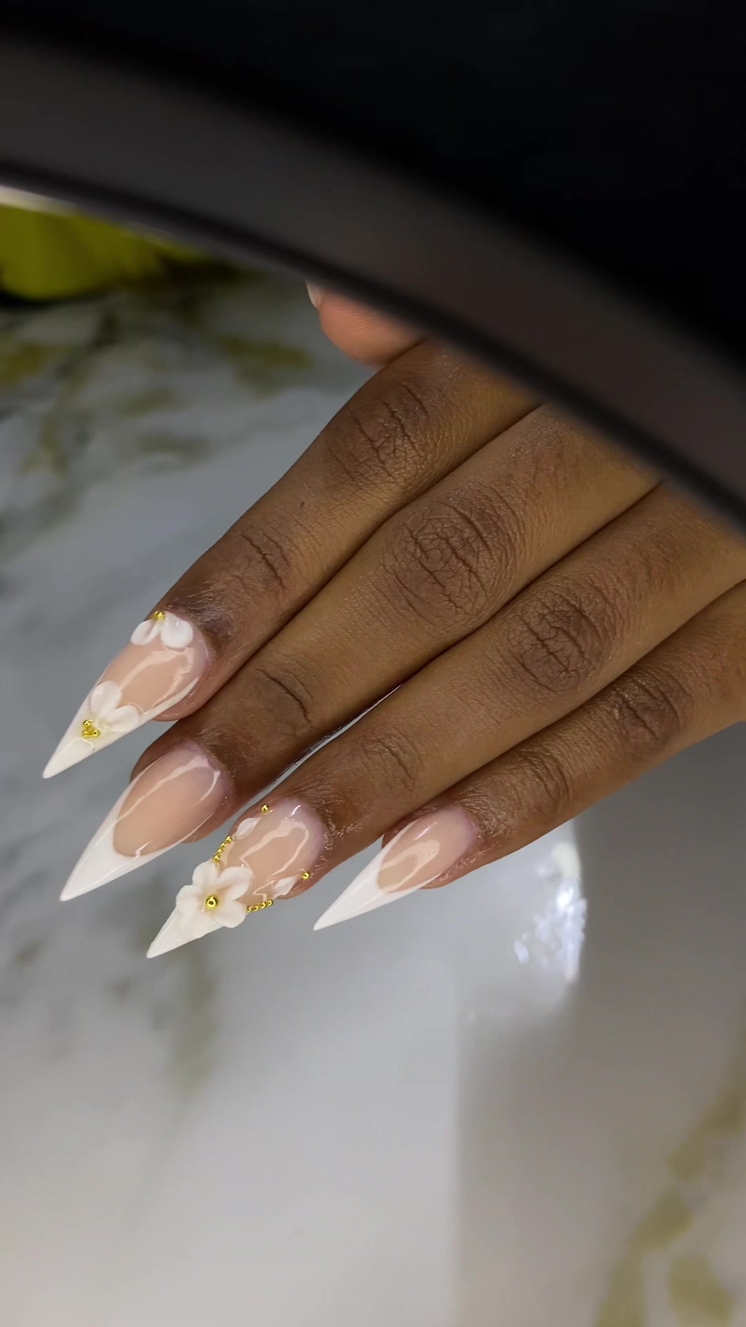 @minta_nails_