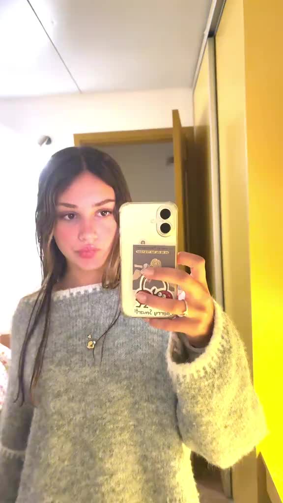 @juliaredin