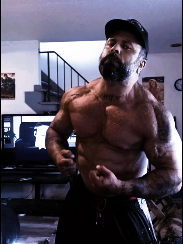 @Flesh_artist_1985