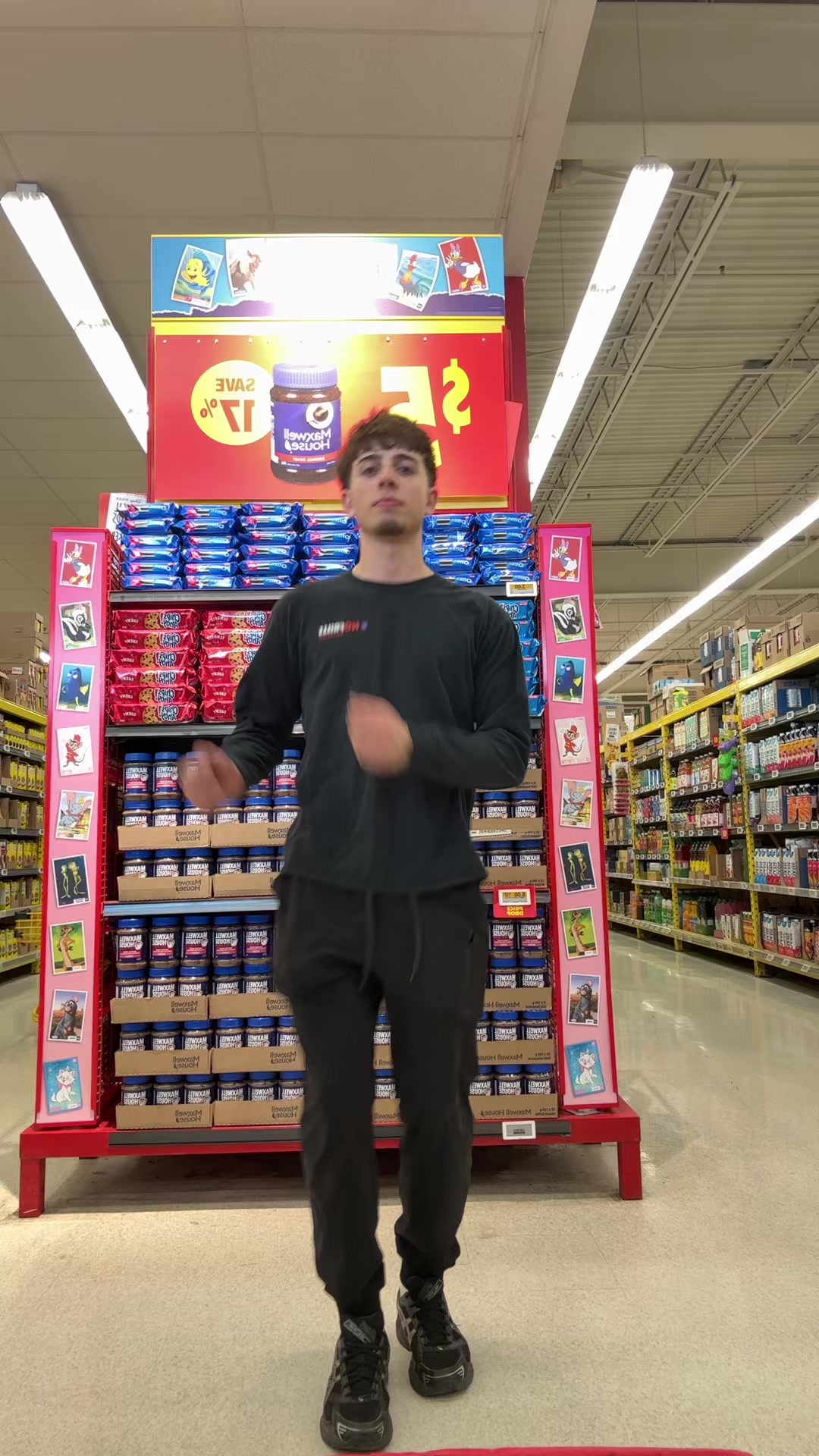 @Joe and Val&rsquo;s NoFrills