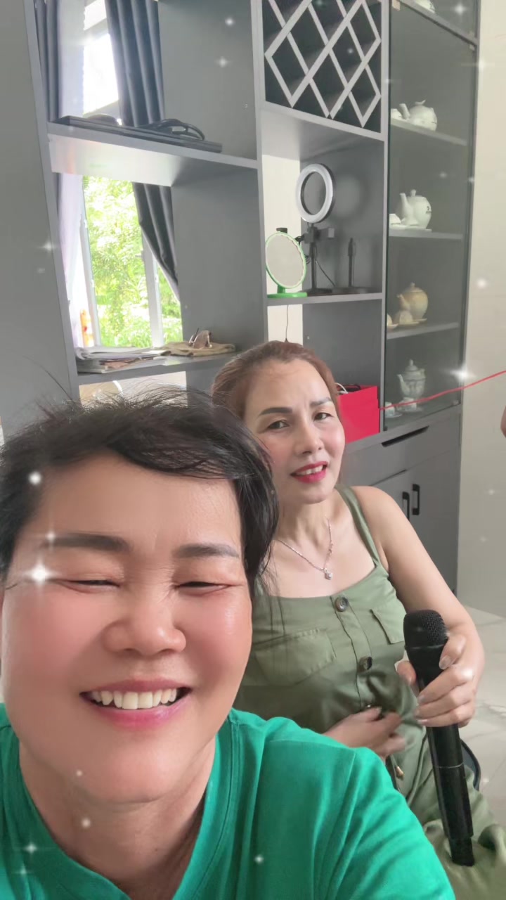 @nguyetky